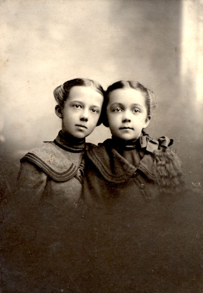 Bowen, Ethel Mildred and Edith Florence, ca 1902